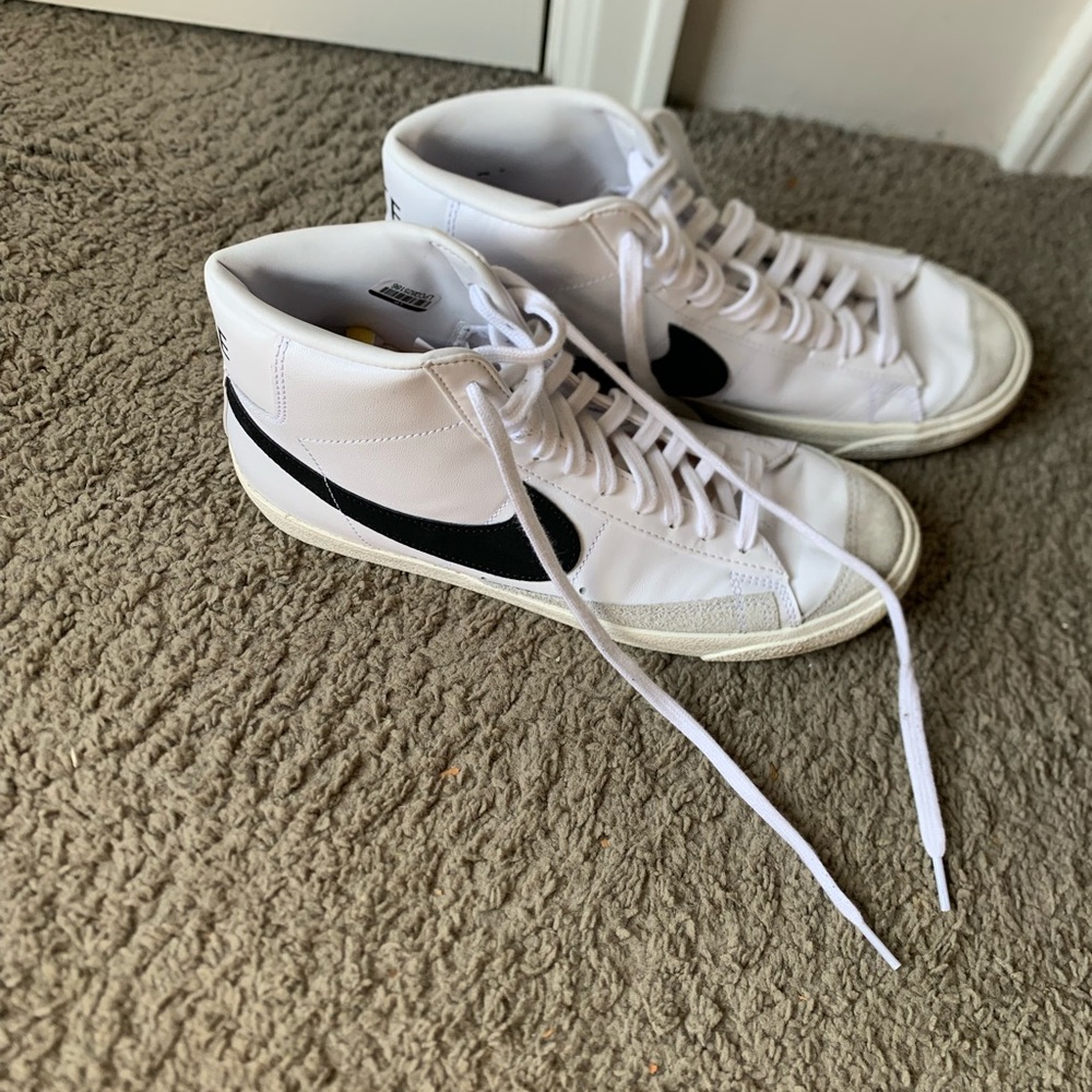 Nike mens shoes